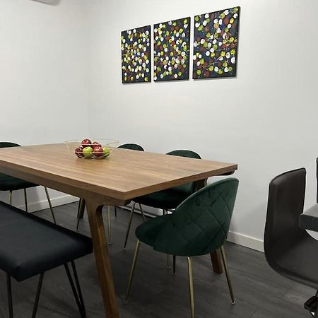 Fantastique 3 Chambres Modernes Au Coeur De La Ville مونتريال المظهر الخارجي الصورة